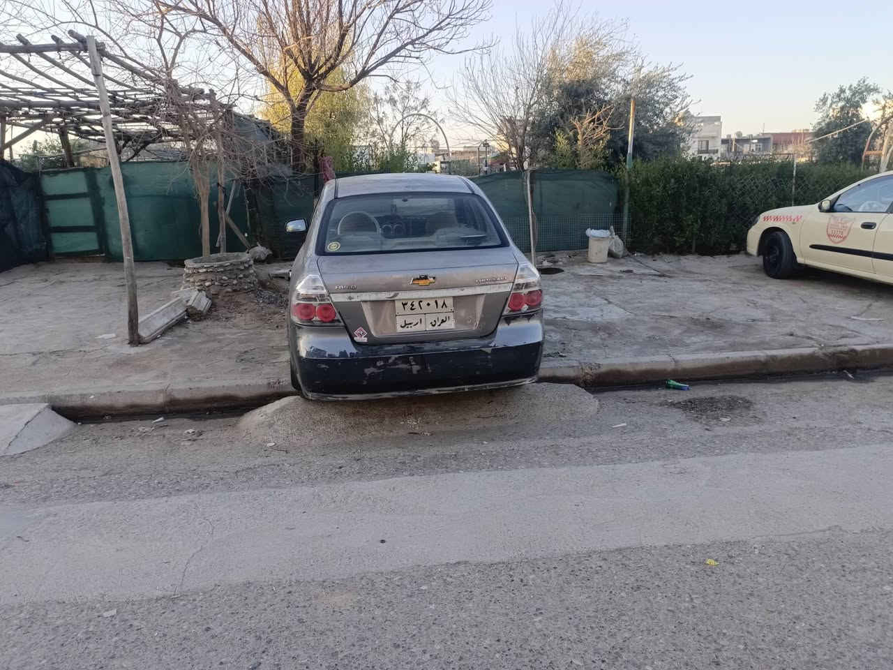 افيوموديل 2009قاصرين للبيع كيرمحرك شرط العنوان اربيل ***********
