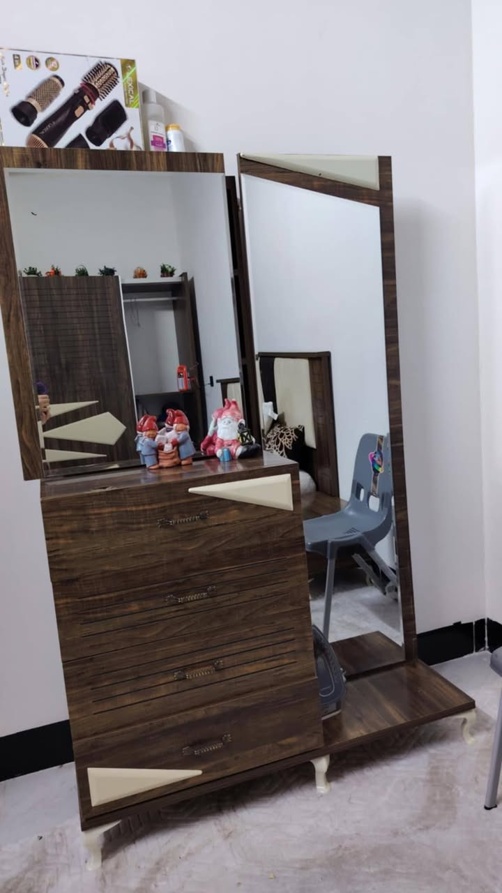 سعر.3000.***********
