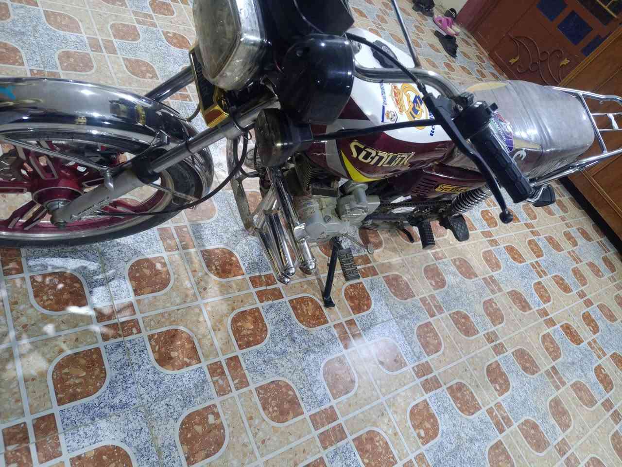 سلام عليكم اعاده النشر بسبب الوعود الكاذبة دراجه سيفان موديل 2023 مفتوحه مره وحده ولفات كهربايات كلها شغاله نكره سلف هندر شغال اشاير شغاله كلوب عالي ناصي دبلات امامي خلفي شغال بريك امامي شغال الدراجه ناقصها بس تاير الوره تعبان بدون اوراق  ملاحضه رجأن المو شراي لا يراسل سعر 450وبيها مجال قليل مكاني صلاح الدين مكيشيفه


**إذا كنت صاحب هذا الإعلان وتريد حذفه لأي سبب، رجاءا أرسل رسالة إلى الدعم الفني**