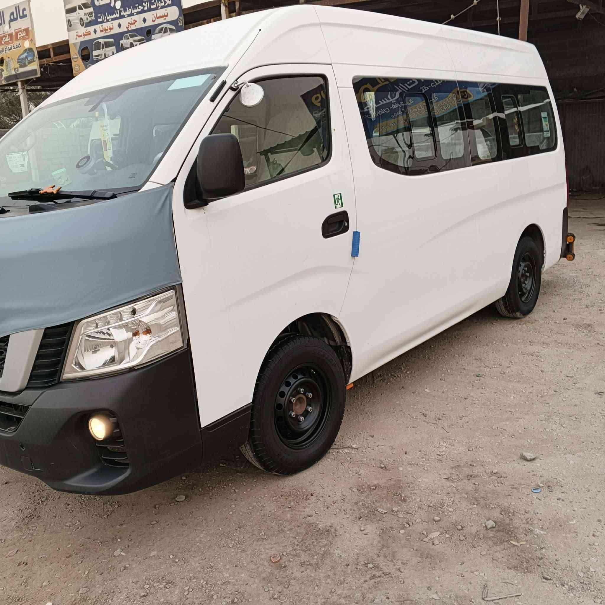 السلام عليكم نيسان 2019  للبيع كير محرك أكسل كفاله عامه محرك ما مفتوح ماشيه 237 بيها صندوق مبدل +ربع الطويله صبغ الباقي كفاله عامه
السعر 215بيها مجال شي بسيط للشراي 
***********          ***********
