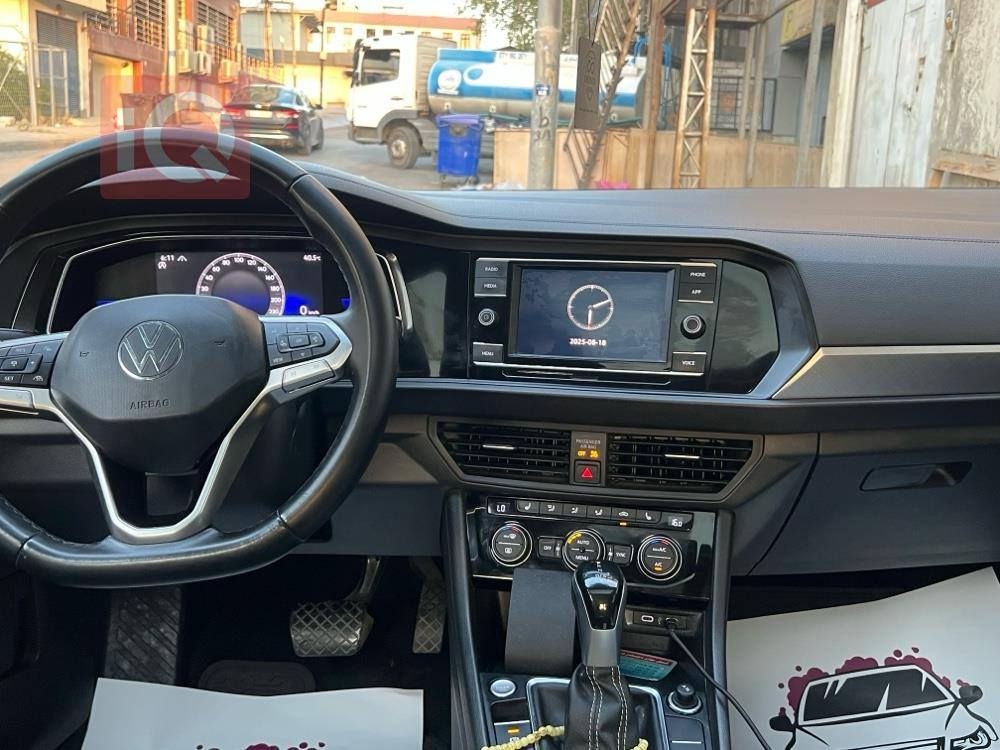 " کوردی / عربي "

جيتا ٢٠٢٢ se  بۆ فرۆشتن یان گۆڕینەوە بە تیگوان
پانوراما

بصمة(بصمة )
ئۆتۆ ستۆپ

ئۆتۆ ستارت 

ئاوێنە کارەبایی و هیتەر (مرايا كهربائیة وهیتر)
ئاوێنە فۆتۆ، شەوقی لایتی دواوە کزئەکات

کوشن جلد و هیتەر و کارەبایی (كشن جلد وهیتر وكهربائي)

ڕاداری 360 پلە ( رادار 360درجة)

تەحدید سورعە

شاشە و کار پلەی (apple car play،android auto)

گێچ ئەلیکترۆنی

مەکینە و گێڕ نەکراوەتەوە و مەکینەی 15 ی تۆربۆیە
(مكینة وكیر ما مفتوحة بشرط ماشي 33 الف میل)

سەنەوی تازەیە تا 2029 (سنویة جدیدة لحد 2029)

ڕۆن و هایدرۆلیکی تازە گۆڕاوە
تایەی تازەیە، کامل سێرڤس کراوە
(دهن المكینة ودهن الكیر واطارات جدیدة، سرفس كامل)
چوار تایەی تازە بۆبەستراوە(تخم اطارات جدیدة)
لایت زینۆن و لید
گێڕعادی و ئۆتۆماتیک و سپۆرت
تەبرید دوو بەش (تبرید قسمین)
33 هەزار مایل ڕۆشتووە

بۆیاخ چەمەلەغی سەکن و چارەکێک بۆنیتەکەی
)الصبغ ربع البونیت وجاملغ)
ئێرباگی بەس سوکان تەقیوە دانراوەتەوە(ارباك بس ستیرن ومرجعیه سستم)
شوێن سلێمانی (مكاني سلیمانیة)
*********** واتسەپ و ڤایبەری لەسەرە السليمانية, العراق
