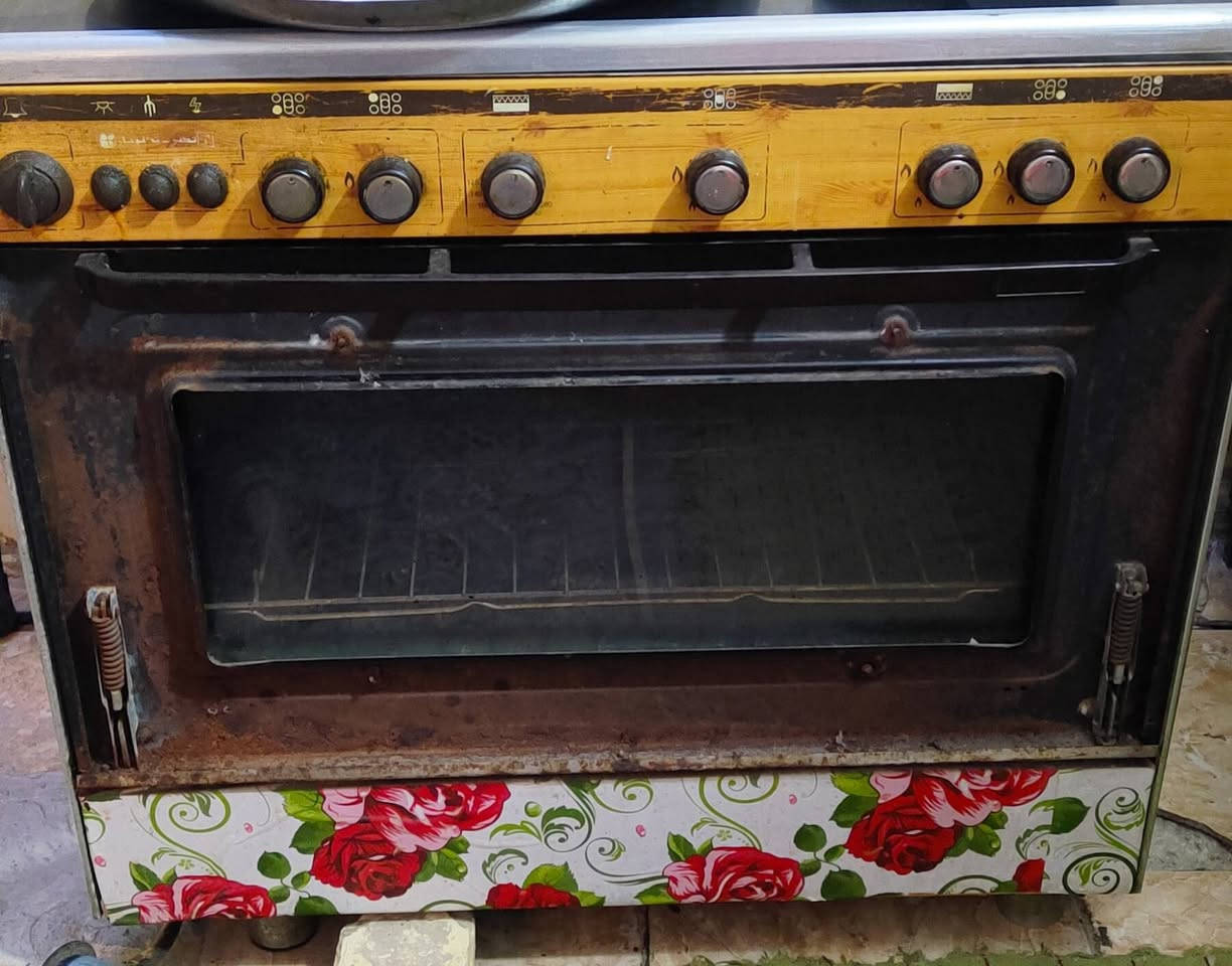 السلام عليكم طباخ مستعمل قيمه واخذه اسمه تكنو جاز من طباخات قبل العيبوب مالته العين  البنص تهيس يرادلها تنضيف متروسة دهن والفرن الشواية الفوك واكعد من طرف وشديناها بسيم والجامه الخارجية مال الفرن مكسورة فقط وحدة ضاله يرادله تنضيفة زينه يرجع جديد يخبل صار اسنين عليه


**إذا كنت صاحب هذا الإعلان وتريد حذفه لأي سبب، رجاءا أرسل رسالة إلى الدعم الفني**