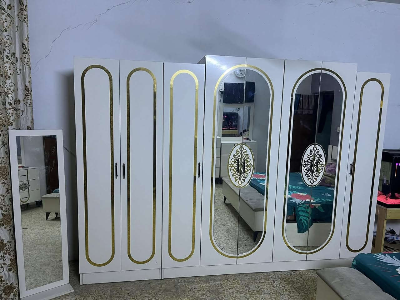 للبيع 
غرفه نوم تركيه 10 قطع مكانها بغداد الشعب اريدها ب 800 وبيها مجال بعد للشراي 
اي استفسار خاص الي موشراي ليراسلني


**إذا كنت صاحب هذا الإعلان وتريد حذفه لأي سبب، رجاءا أرسل رسالة إلى الدعم الفني**