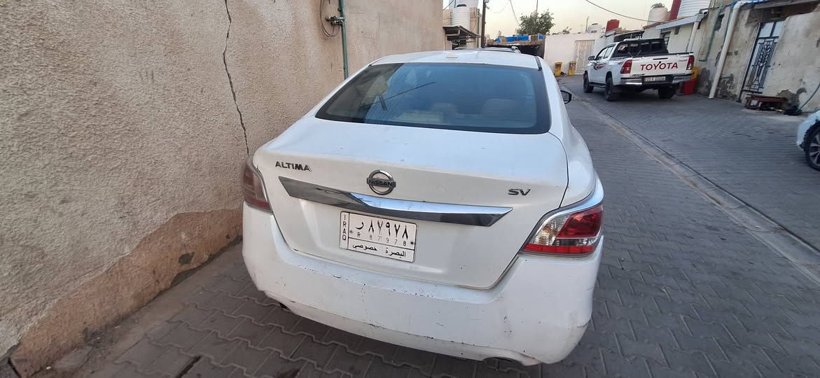 السلام عليكم
نيسان التيما موديل ٢٠١٣ 
محرك السيارة مجفت 
السيارة حداديتهه وسط وطستهه ناعمه لكن بحاجة الى تبديل ربلات مكينه 
نقص لايتات الامامية بحاجة الى تعمير 
كمبريسر تبريد شغال فقط كلج كمبريسر متوقف 
السعر ٦٧ ورقه قابل للتفاوض
***********
