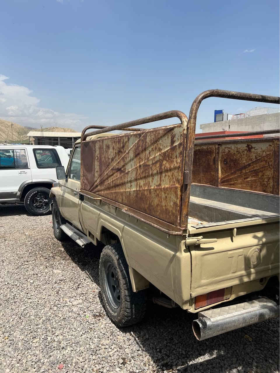 مكيزةمين ١٩٩٤مةكينة٣fجواركيرو تاحونة كةورة كيرومةكينةبةشةرن سةيارةكة اي بن اشية بةشةرتى هةموو شتيك دةي فروشم سةيارةكة هيجى نية واتا حلوجة مالى مةدةنى بةشةرت مشتةرى ني تل مكة هةموويم نوسيةوة رانية, السليمانية


**إذا كنت صاحب هذا الإعلان وتريد حذفه لأي سبب، رجاءا أرسل رسالة إلى الدعم الفني**