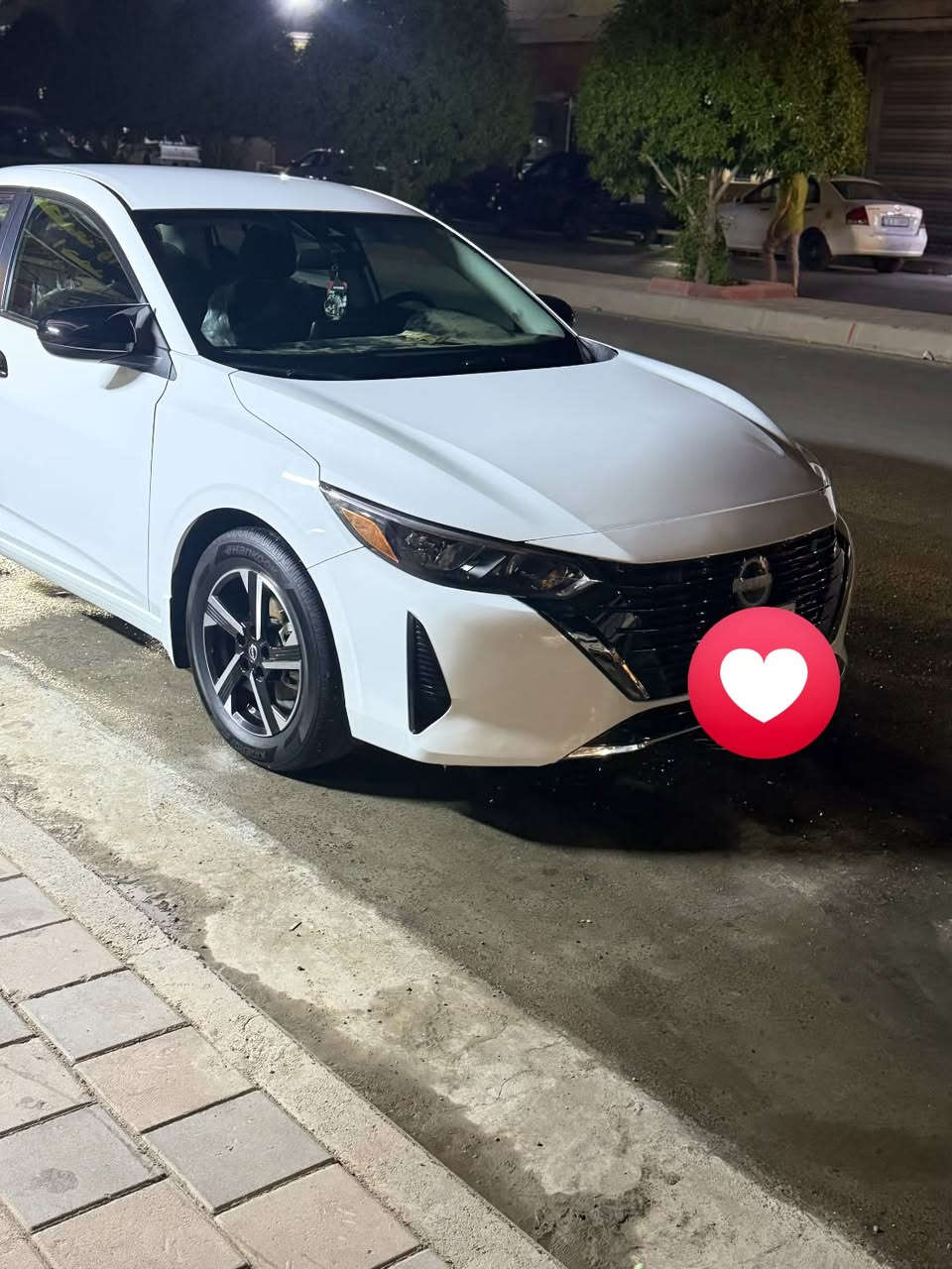 السلام عليكم
نيسان سنترا 2025 sv

ماشيه 10000 

بدون صبغ وبدون بارد 

السياره زيرو

ضررها ربع دعاميه والايربك طاك 

مكان السياره ديالى بعقوبه 

للاتصال ***********

3N1AB8CV5SY257557
