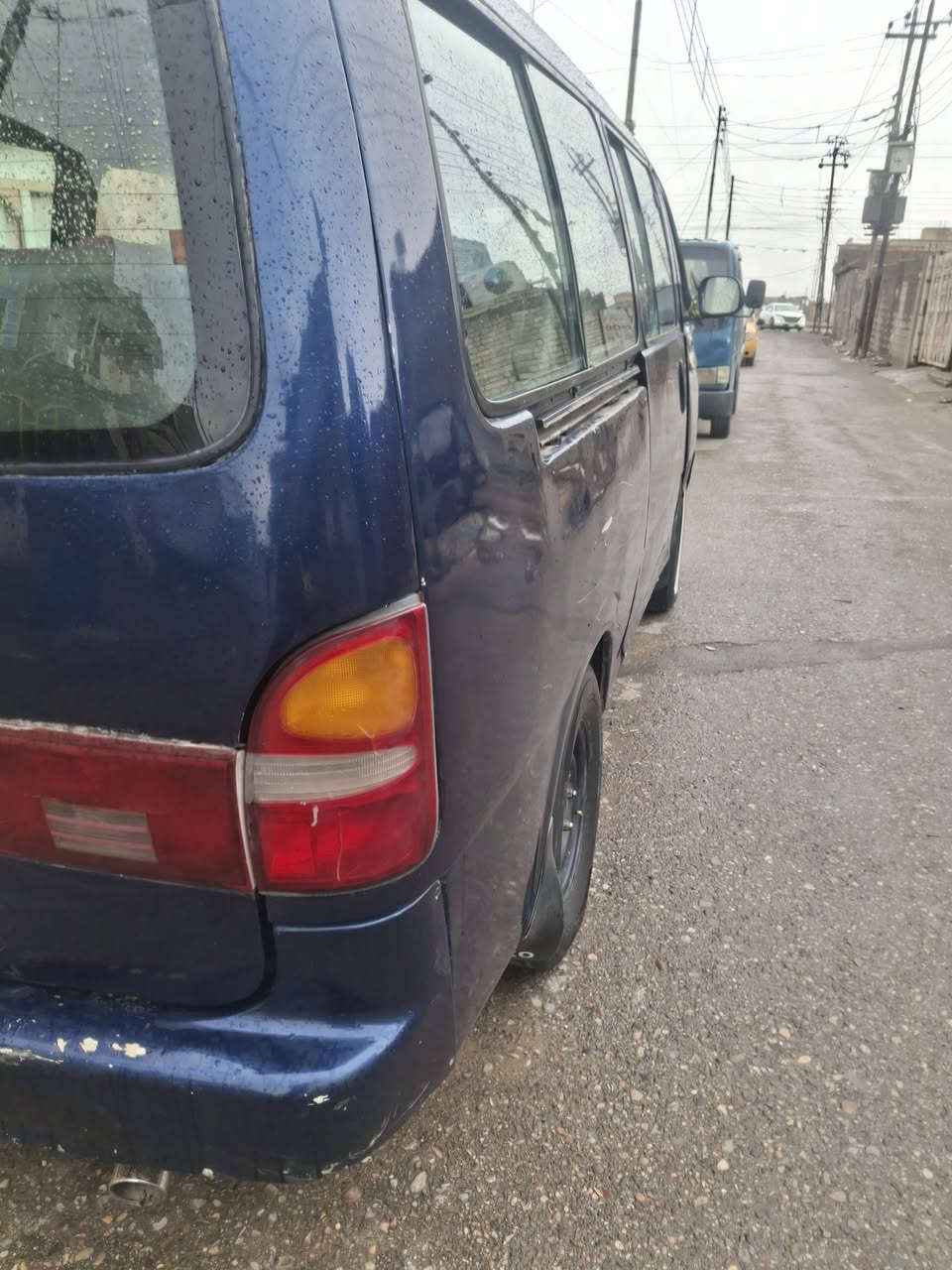 سلام عليكم كيا بريجو موديل 96 رقم واسط شرط التحويل سياره خير من الله كير مكينه اكسل شواصي كفاله كهربايات الكل شغاله شواصي ما ملعوب بيهن شرط شركه لا اخياس والا معمر تخم تاير باتري بعده بضمان  سدر امامي خلفي يم علي باور  قبل شهر من سويته سياره بيها نقص بس باور مكان السياره بغداد المعامل ارجع وكول شرط التحويل  السعر45 قفل رقم هاتف ***********1
