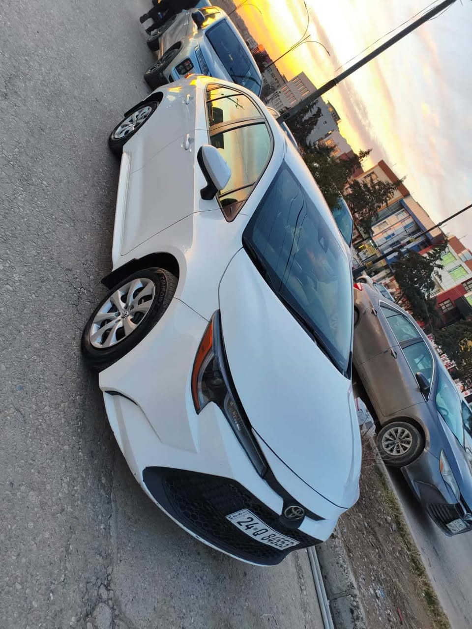 مقدمة 80 بلشهر 3
كورلا 2022 فول عده سلايت طخم خلفي امامي جديد سيارة جديد حيل بيها كلير بامريكا القمارة وجاملغ الورة والباب بدون ضربة بدون دواخل عل وضع شركة 
عندي جميع انواع سيارات 
***********
