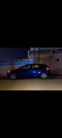 للبيع فورد فوكس هاش باك موديل 18 رقم بابل دولي وارد امريكي ضربه بنيد و...