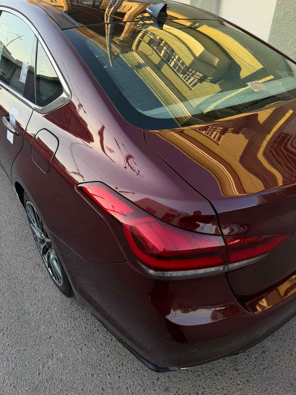 للبيع جينيسز G80 موديل 2017
3.8 فئة عالية لون ماروني دم الغزال بانوراما كشنات جلد أعلى مواصفات رادارات والى اخره 
للتواصل : ‭***********‬
