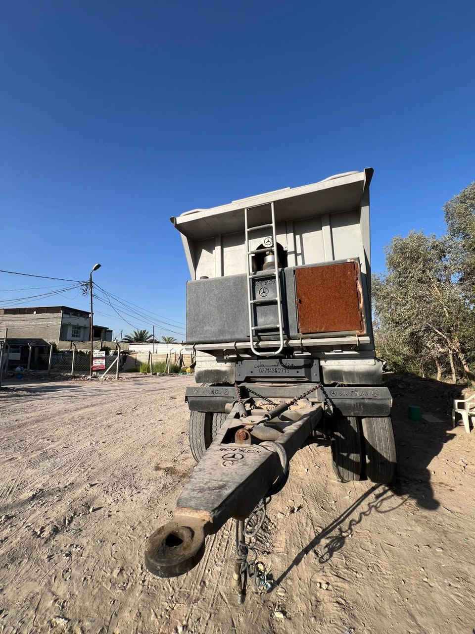 السلام عليكم عربانه للبيع (المستعجل)
حدادة السبطين بغداديه الطول سبعه وربع الارتفاع 140 شاصي 14 دناكير 16 تايرات نص عمر ونج جديد 3 دناكير كهربائيات بالوني هواء جديد مكفوله كفاله عامه السعر 160 وبيها مجال
الاستفسار /***********
