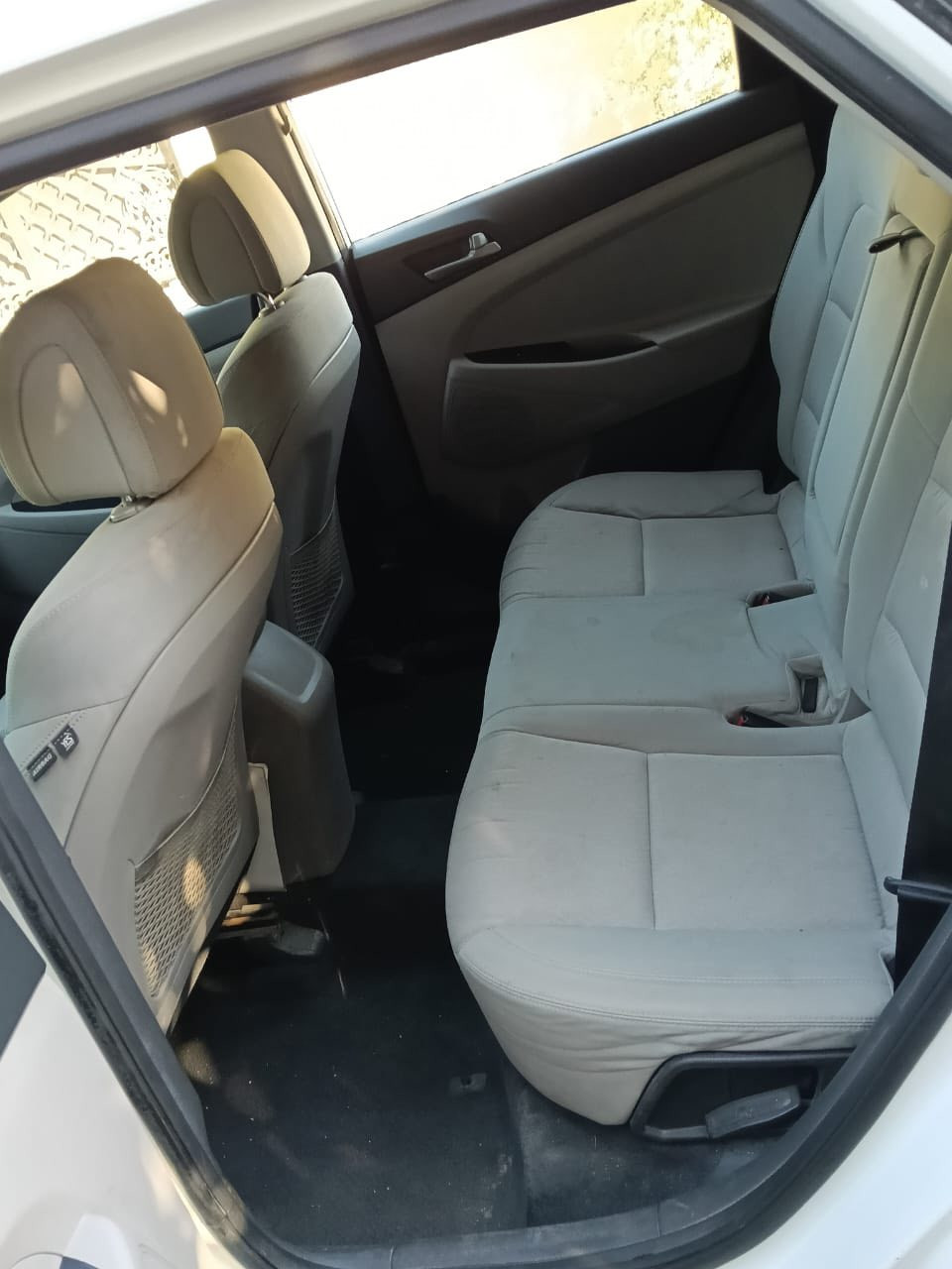 يا الله
توكسان 2017

ضرر بس بنيد فقط 

السعر 165 وبيها مجال 

***********

***********
