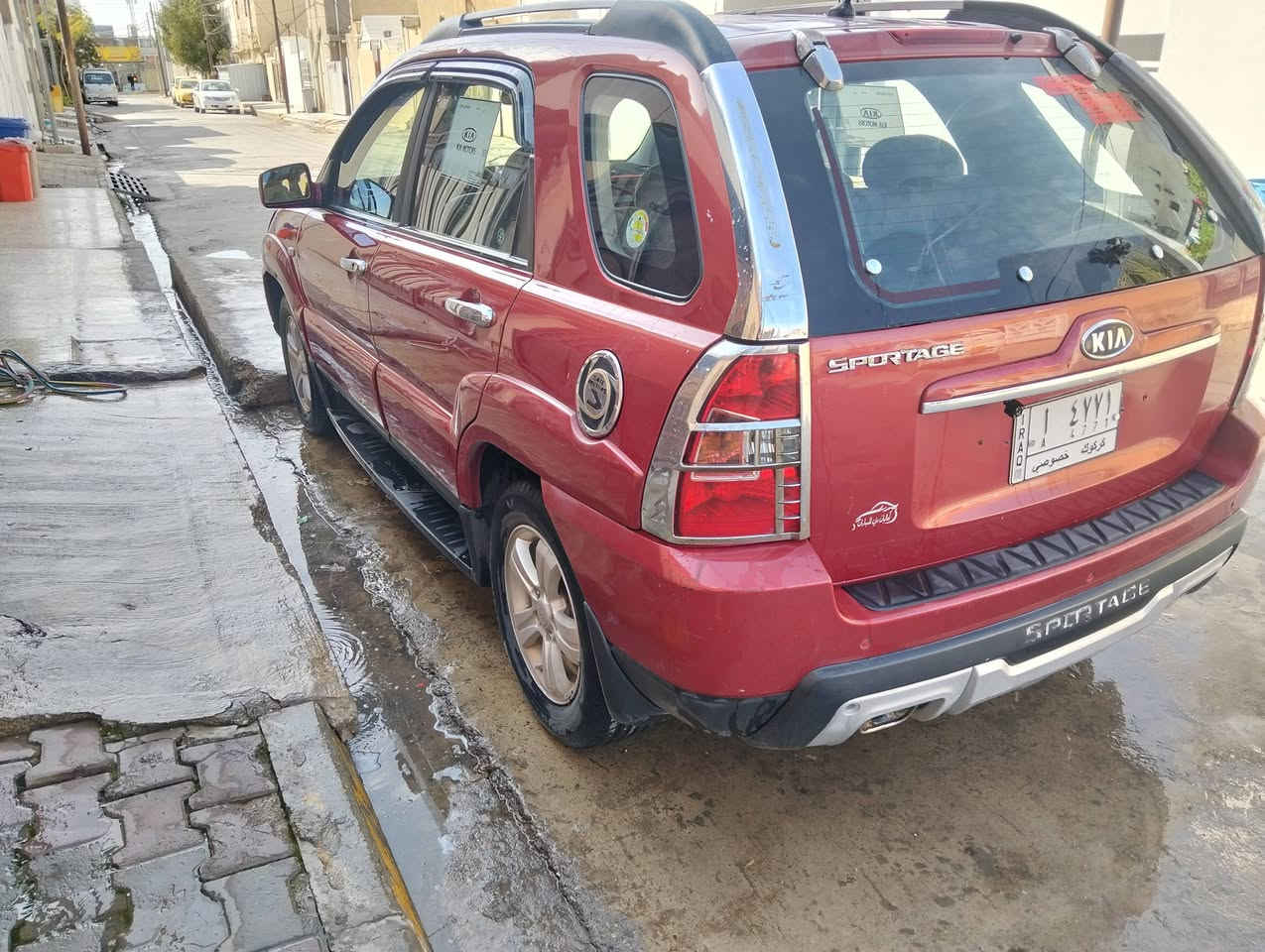 السلام عليكم كيا سبورتج للبيع موديل 2009 بيها بس باب السكن. تعديل بارد وبيها دفتر بانزين وصاحب. السنويه جاري وتنتهي السنويه لحد 28 سعرها ب 98 مكاني كركوك حي العلماء الشراي يتصل ***********
