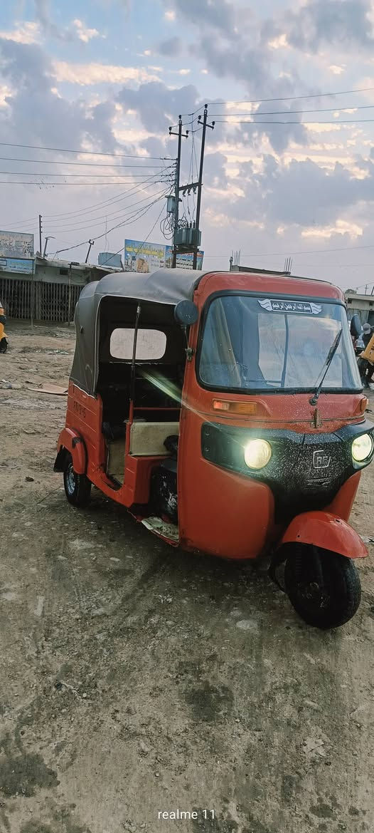 سلام عليكم تكتك البيع 18شهر 2تكتك جازه مصبوغه جماليه وراق كامله المصطفه مكاني نهروان ***********
