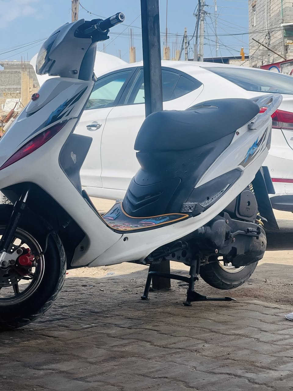 دراجه مفتوحه بوشه49كلشي شغال عده لشاير مكان معقل ***********
