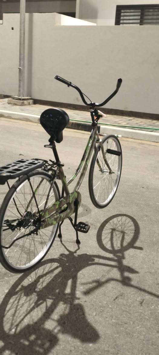 باسكل للبيع السعر 110 وبي مجال منطقة 36 مديل  2025


**إذا كنت صاحب هذا الإعلان وتريد حذفه لأي سبب، رجاءا أرسل رسالة إلى الدعم الفني**