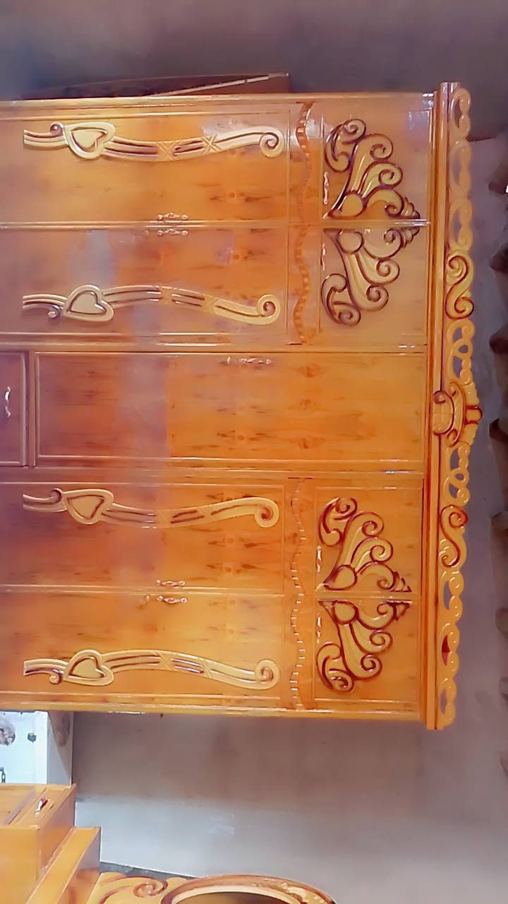 عندي خساب  سعر 650و بي مجال العنوان ديالى دلة عباس شوهاني  الستفسار رقم الهاتف ***********
