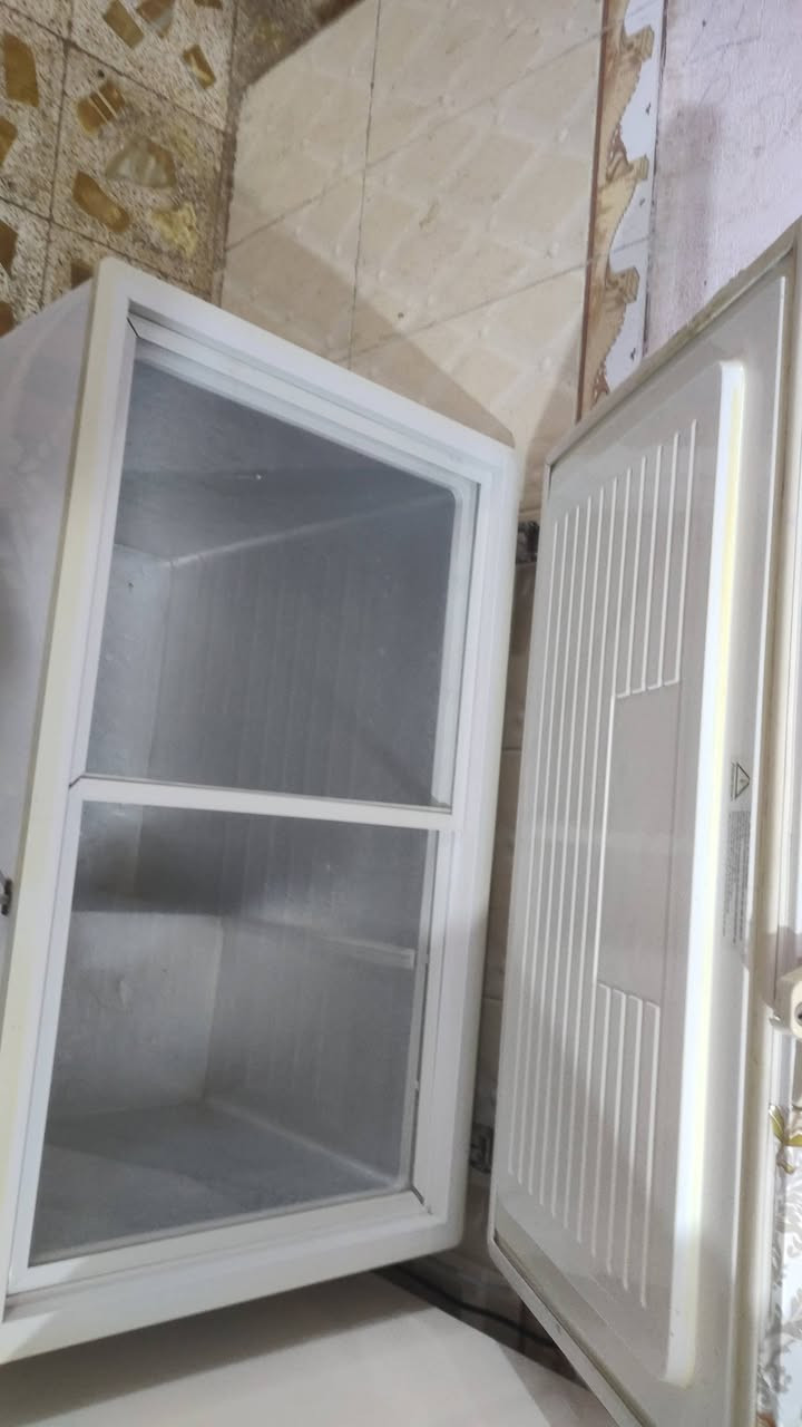 طباخ يطالي جديد ما مستخدم نضافته 100/100 ثالجه نضافه 95.... ***********...***********
