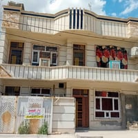 السلطان الثالث • ١٠٠م • واجهة١٠