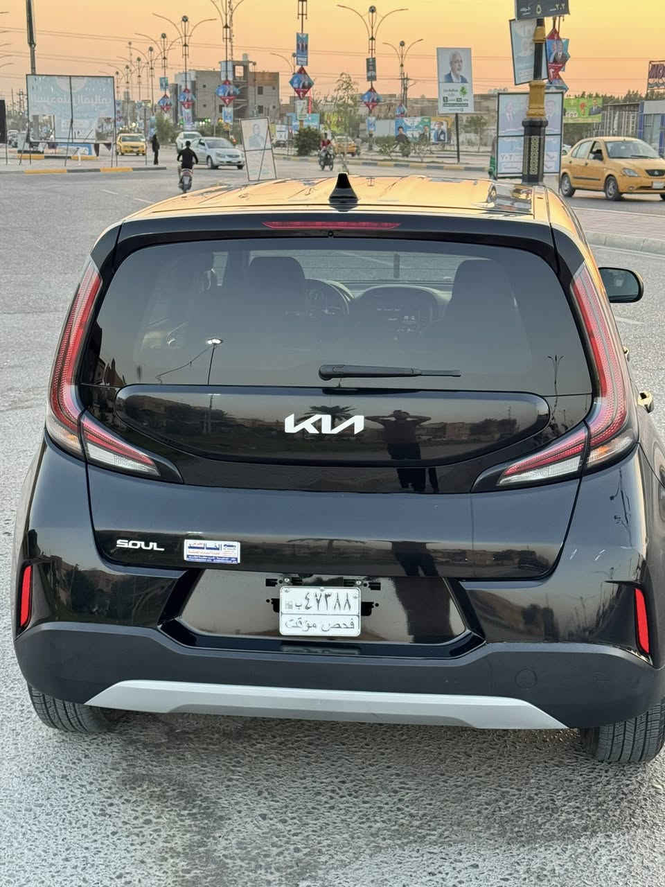 السلام عليكم 
KIA SOUL موديل 2023
السياره وارد امريكي جاهزه ومكفوله
ماشيه 26000km
محرك 2000 دوش المرغوب
مواصفتها شاشه دجتال لعرض الاعطال والكيلومتر تحديد مسار كروس سرعه نقطه عمياء
شاشه تدعم ابل كاربلاي و اندروايداوتو 
وضعيات قياده Normal.Sport
مكفوله كفاله عامه من الصبغ وكير ومكينه
مكان السياره كربلاء
السعر 152$ وبيها مجال 
للاستفسار: ***********
