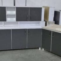 خزائن • تفاصيل قليلة