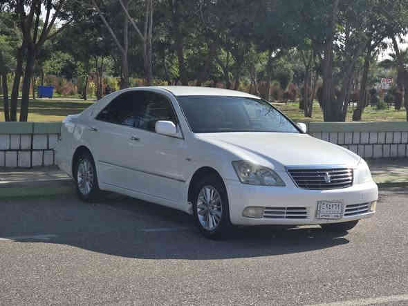 2005
مووس 
گيروو مةكينة بجووك 
2دووگمة 
شاشة 
تةبريت ساردووگةرم بةسراوة 
1بارجة بؤياخ 
4تايةو ويلي لؤك 
سعري 58مةجاليكي زؤر كةم 
شوين كةلار 
***********
