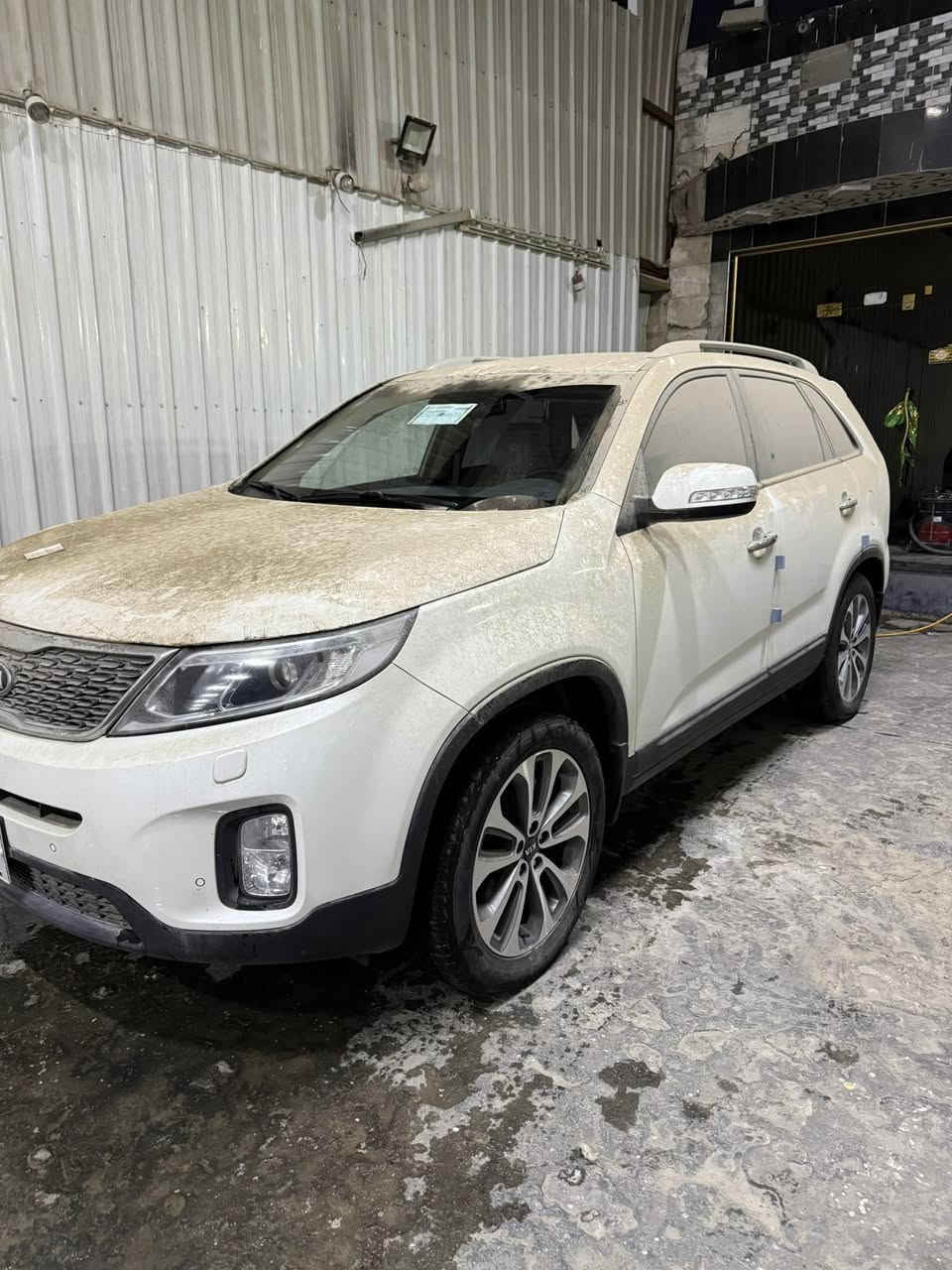 اسلام عليكم كيا سورنتو موديل ٢٠١٤ زيرو صفر سيارة مضمومه محرك ٦ سلندر بصمه كشنات جلد كهرباء بردات خلفيه سبعة راكب تبريد ثلاث قطع مرايات شفط زراك لاايت سيارة غسل ما مغسوله بعدها على وضع الشركة مكان سيارة بغداد هاتف *********** اخوان رجأن الي مايعرف قيمته لا يعلق سعر ٢٦٠ قفل
