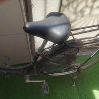 بايسكل للبيع بي الويل الخلفي بي عواج قليل وهذا بصوره واظح حجم 26 سعره ...