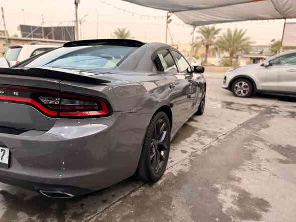 سلام عليكم 
دوج جارجر 2019بلاك توب وارد امريكي رقم بغداد 
الدولي باسمي ماشية 70 استخدام شخصي 
حادثها نصف باب الصدر صبغ فقط بدون دواخل بدون ايرباك تعتبر كلين 
مكينة كير كبس شركة صدر جديد امامي خلفي 
السعر 235 $ 
للاتصال *********** بغداد
