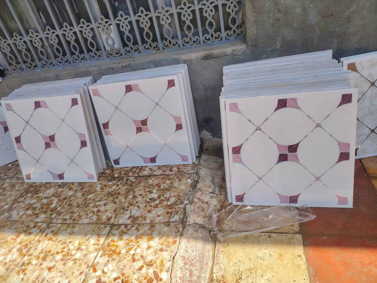 سقف ثنوي العدد١٩٠ كلهن ١٢٠


**إذا كنت صاحب هذا الإعلان وتريد حذفه لأي سبب، رجاءا أرسل رسالة إلى الدعم الفني**