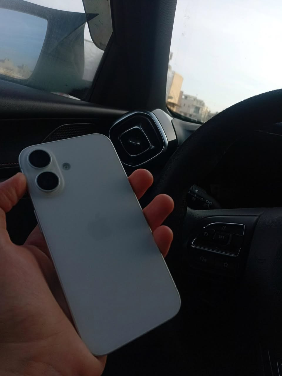 iPhone 16 / Bypass بۆ فرۆشتن
Battery %93 🔋
 
⚙️ 256 گێگابایت

کارتۆنی خۆی لەگەڵە نەکراوەیە بە زەمان!! 
تەنها سیم ناخوێنێتەوە ‼️

نرخ : 💰 360$💰 دۆلار


**إذا كنت صاحب هذا الإعلان وتريد حذفه لأي سبب، رجاءا أرسل رسالة إلى الدعم الفني**