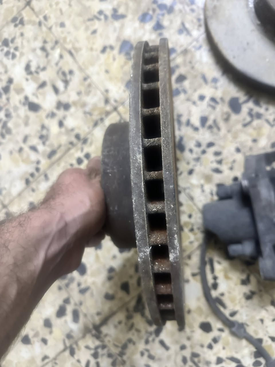 فلنجات وفجوج مال صقر 44 للبيع


**إذا كنت صاحب هذا الإعلان وتريد حذفه لأي سبب، رجاءا أرسل رسالة إلى الدعم الفني**