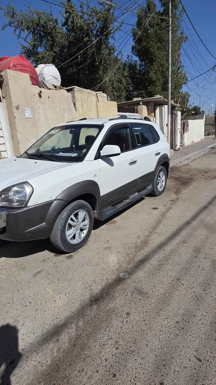 السلام عليكم سياره توسان موديل 2009
سنويه 29

مداور ثاني يوم

سياره مستعجل علئ بيعه 
السعر 110
رقم الهاتف ***********
