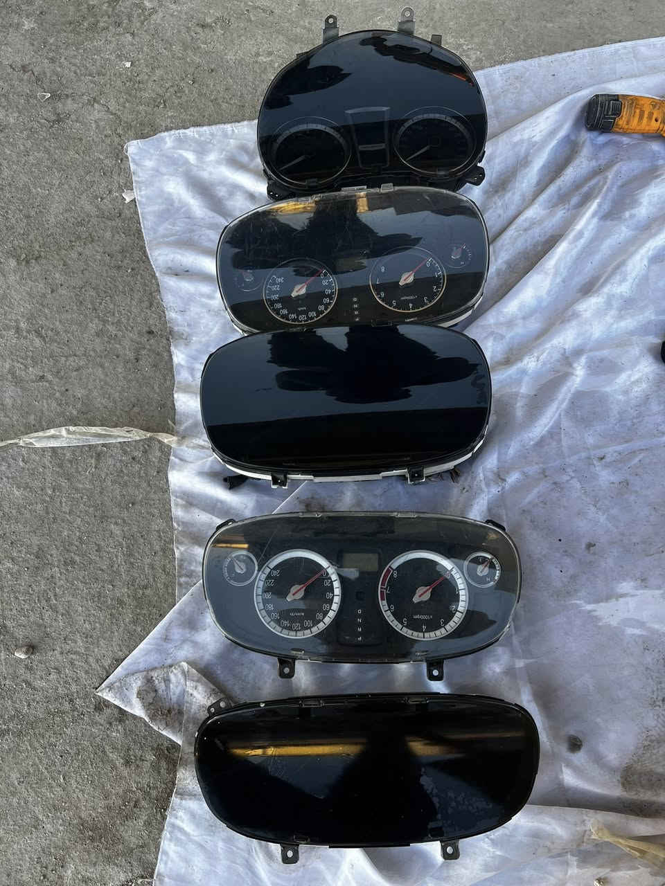 اللهم صلِ على محمد وال محمد
تم بفضل الله وصول كل ما يخص الازيرا كافة الموديلات
لايت
بك لايت
تحكمات بكل انواعها
حدادية
ابواب بنيد قبق صندوك چاملغ
سيطرة جام
شاشات مسجلات

 
وربي يرزق الجميع

عنوانا 
بغداد
الحرية
الدولعي
مقابل المخازن
محلات ابو عمار

متوفر توصيل لكافة انحاء العراق
للطلب والاستفسار الاتصال على الرقم ***********
واتساب ***********
او مراسلة الصغحة وكل الهلا بيكم@الجميع
