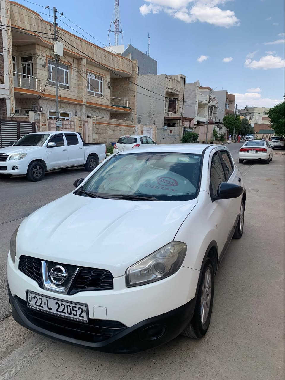 نیسان قاشقایی ٢٠١٢.  بێ سبوغ گێر تۆماتیک مەکینە گەورە ٢.٠. گێر و مەکینە  نەکراوەتەوە بە شەرت. تەبرید  شاشە ئایپاد. کامیرا حەساس کوشین جەگ.  سوکان ڤۆلیۆم مواسەفات خەلیجی  سفری هەولێرە. رەقەم سەنەوی هەزە نوێیە بە ناوی خۆمە..   سعر ١١٥ مەجال ***********
***********
شوێن هەولێر أربيل, العراق
