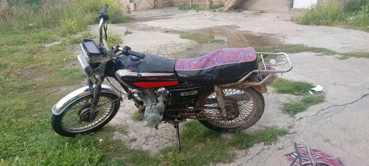 للبيع ب175وبي مجال حك جيتك فقط محرك مفتوح


**إذا كنت صاحب هذا الإعلان وتريد حذفه لأي سبب، رجاءا أرسل رسالة إلى الدعم الفني**