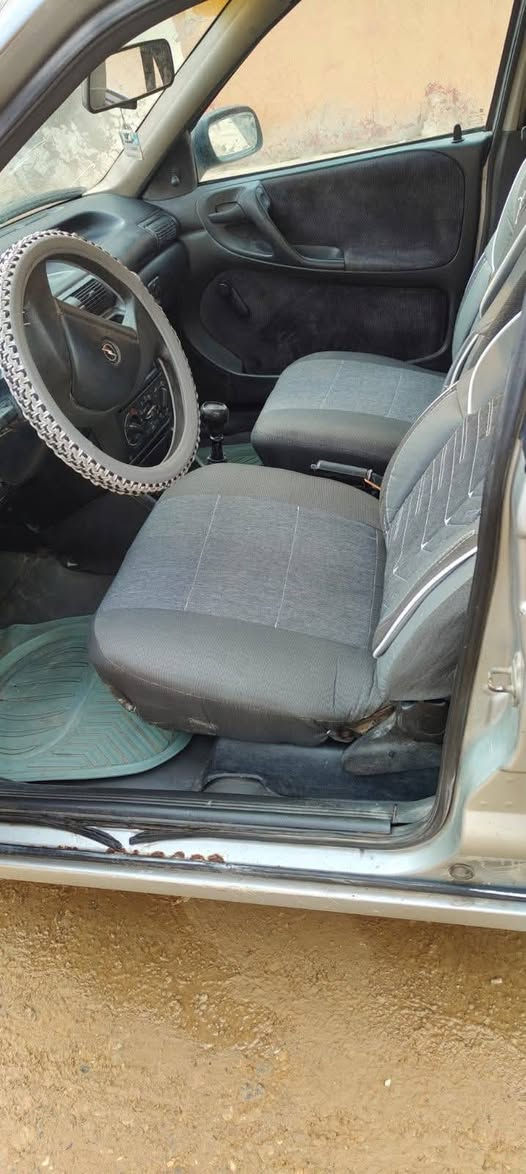 استره موديل 1993
كير محرك شرط 

بيها تصليهات بسيطه 

سنويه عضم بسمي 

شرط الوكاله التحويل 

السعر 42 بل تليفون ماكو قفل تجي تشوف وتدلل 

***********
