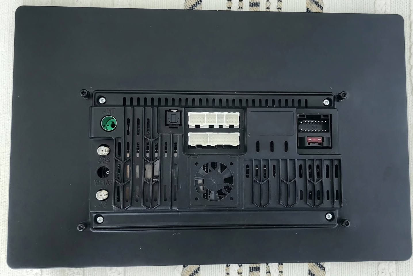 اندرويد كار بلي سيم كارت 4G
ذاكره 64 /رام 4
تدعم نظام كامرات محيطيه 360
تدعم DVR كامره اماميه
ليريد يجي خاص العنوان بغداد الأمين ثانيه


**إذا كنت صاحب هذا الإعلان وتريد حذفه لأي سبب، رجاءا أرسل رسالة إلى الدعم الفني**
