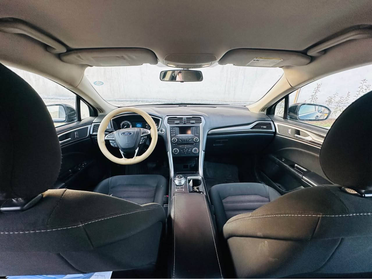 فۆرد فیوژن 2017 ڕەنگی ڕەش)***********
 سەیارەکە ١پارچەی بۆیاخە بێ ناوگرتن بێ ئیرباگ پێشو دوای کەپسە  سەیارەکە مەکینە گەرەیەبەشرتە مەکینە ۲.٥ بێ تۆربۆیە گێڕو مەکینەی نەکرواتەوە سەوتوو دەنگ و بوخاری نیە پێش و دوای تەقەو ڕەقەی نیە هەموو گیانی بەشەرت سەنەوی ڕەقەم و هەموو شتێکی تازەیە. سعری115 گەڵاو مەجالێکی کەم 
. رانية, السليمانية
