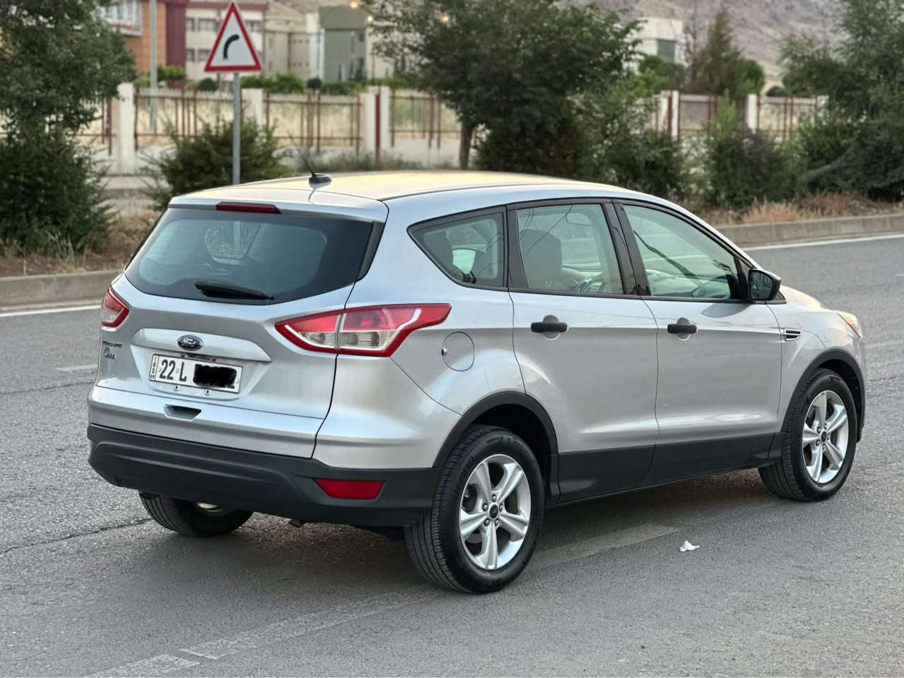 0750 109 04 09 
 فۆرد ئیسکەیپ مەکینە 25 بێ تۆربۆ مەرغوب 4پستۆن خلیجی سفری شەریکە، سەنەوی و رەقەم و هەزە و هەمووێ نوێ یە تا سالی 2028  وەکالەش دەکەم مۆدیلی 2014 ،تەنها 62   هەزار رۆشتوە، ئێرباگ و لێدراوی نیە، پشت و پێش کەپسە، ئێرباگی هەمووی بیلادیە،  ، بەسمەیە شاشە گەورەیە،  کامێرا وABS سوکان فۆلیۆم بلوتوز و  تحدید سورعە دژه‌خلیسك حاسـە تەلەفۆن ئاوينەئۆتۆ جاموئاوینەکارەبا و جام هیتەر 4تايەی و ویلی لۆک گێرو مه‌كينە‌و تەبریدی بە‌شـە‌رت هیچی دەستکاری نەکراوە ، بەنزین زۆر کەم دەخوات و بی مەسرەفە بەردی گزۆزی بیلادە , نرخی  107  گەڵا کەمێک مجال سەیارەکە لۆک لۆکە بەراستی سەیارەیە
0750 109 04 09 رانية, السليمانية
