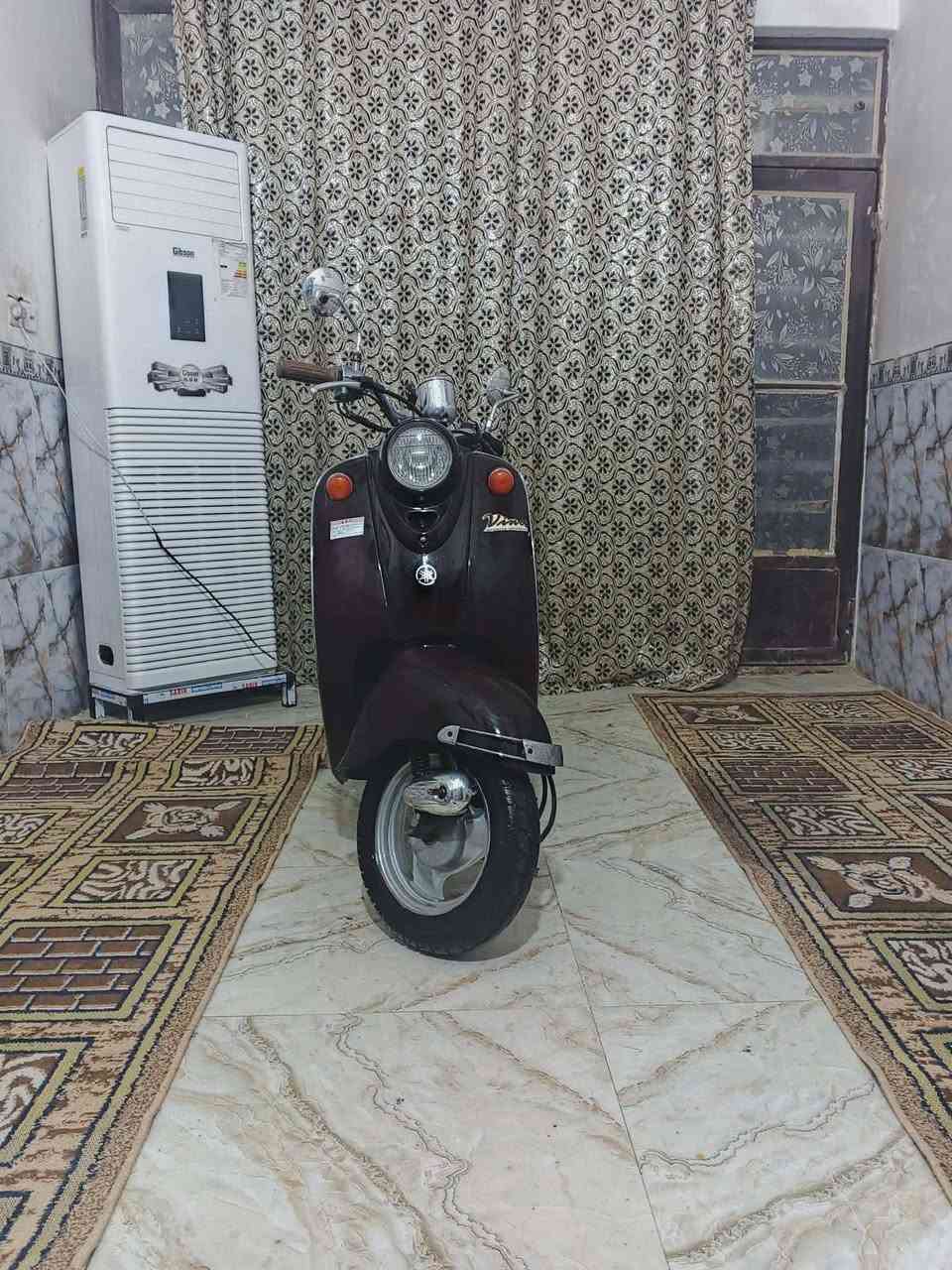 السلام عليكم للبيع دراجه كلاسك عبدالحليم ما مفتوحه كهربائياته كله شغاله سلف هندر سعر 350 مكان كربلاء حي العامل الاتصال عل رقم ***********
