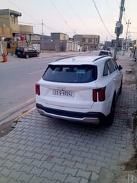 سورنتو 2024 للبيع 4 سلندر مكفوله كفالة عامة ماشية 22الف 7 راكب 0773248...