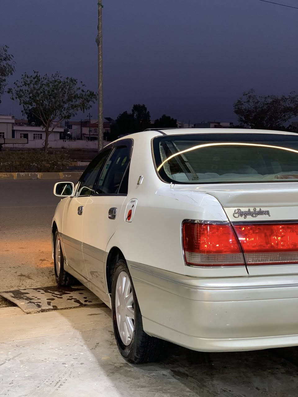 بسم اللە
مەلیکە مۆدێلی2003ی ـ موس، 2پارجەی ئەوروپایە،دیفۆر بجوک،
2وگمیە ،ویل نەجمەیە جوار تای لۆک لەژێریاتی دنک عەیبو عاری نیە مەکیەنی بەشەرت تەبریت ساردە،گەرم  بەدوای عەیب مەگرێ بۆی
سەعری 52گەلا
ژمارە تەلفون ***********
شوێن:کەلار
