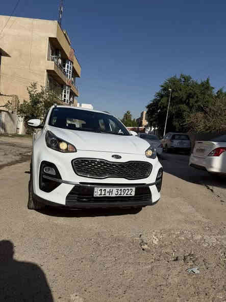 السلام عليكم 
سبورتج 2019 شكل 20 خليجي للبيع 
السيارة مواصفات العادية والمعروفة 
السيارة جديدة ماشية 43  الف فقط حقيقي
السيارة بيهة بارد صغير الباب الخلفي 
وهلال الجاملغ امامي
وباردين بلصندوك
السيارة ممشاهة حقيقي 100/100 ومكفولة غير الي كلتة 
رقم بغداد الجديد بأسمي سنوية جديدة تحويل مباشر ثاني يوم 
السعر 191  وبيهة مجال بسيط
مكان السيارة شارع فلسطين 
للاستفسار 
***********
