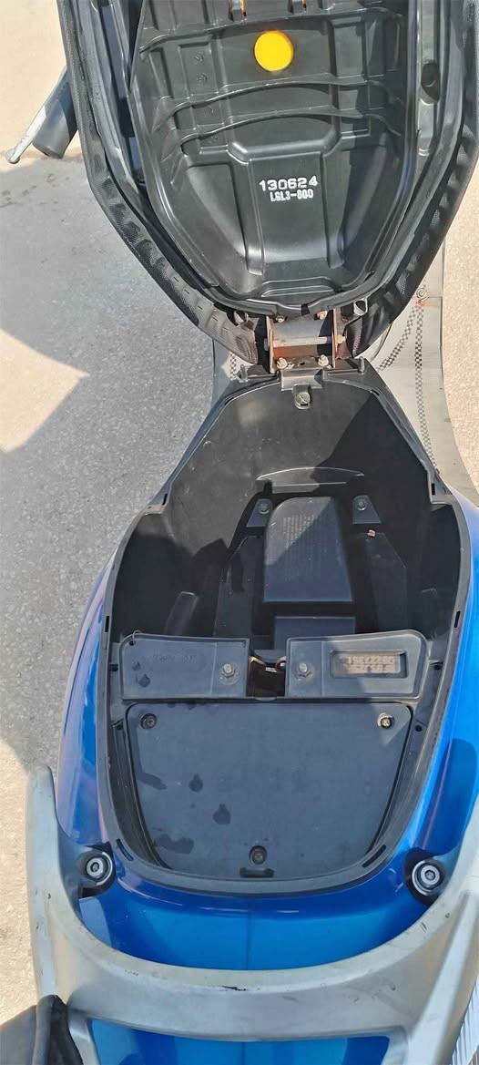 كامكو v2  محرك كارتون جديده صارلهة ٢٥ يوم من نازله من الحاويه صور كدام عينك عل فحص محرك ١٥٠ cc  كفر اصلي ابو الختم كهربائيات كلهة شغاله  شلعه فون السعر 775 النجف, العراق


**إذا كنت صاحب هذا الإعلان وتريد حذفه لأي سبب، رجاءا أرسل رسالة إلى الدعم الفني**