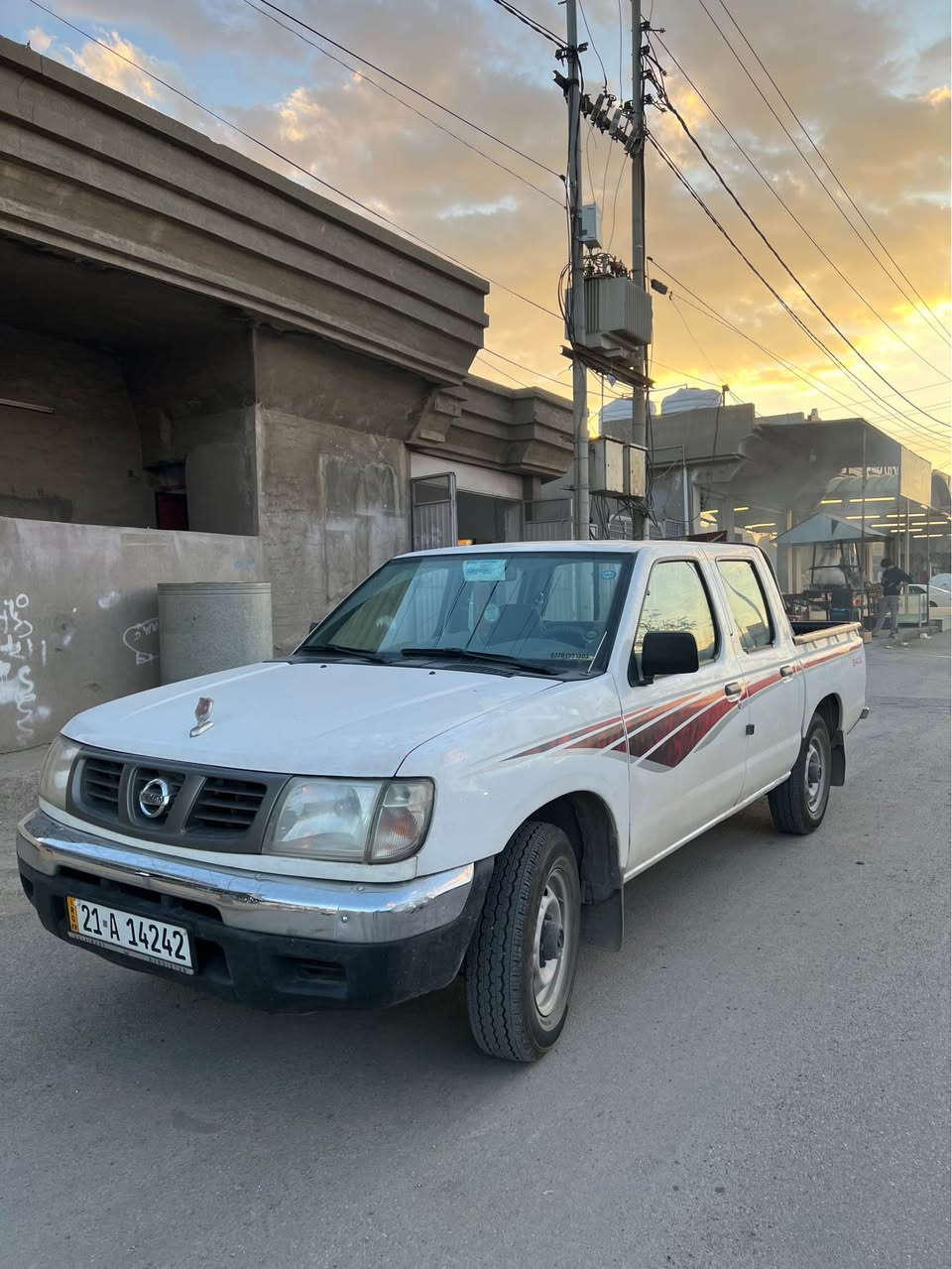 نیسان ٢٠٠٢ ڕەقەم سەنەوی نوێ بێ بۆیاخ تەنها قرچێکی بچوکی هەیە بێ بەدەن تەبرید ساردو گەرم مەکینەی نەکراوەو بێلێشە سەیارەکە پاک و ماڵێکی جوانە دار بنديهكان, السليمانية


**إذا كنت صاحب هذا الإعلان وتريد حذفه لأي سبب، رجاءا أرسل رسالة إلى الدعم الفني**