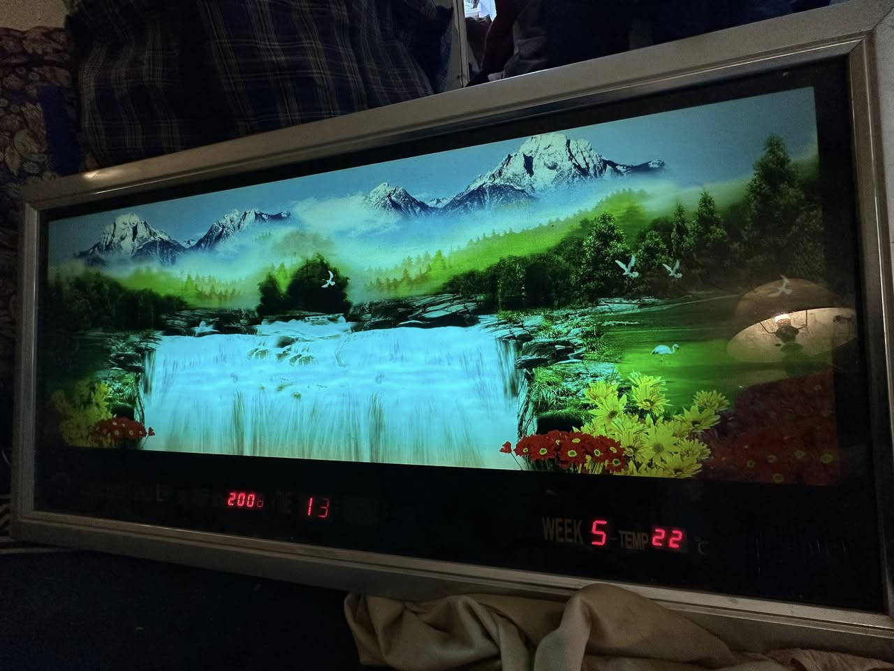 لوحات ثنين ومنضر طبيعي بي اضاءه كلهم ٣٠ مكاني حي رساله


**إذا كنت صاحب هذا الإعلان وتريد حذفه لأي سبب، رجاءا أرسل رسالة إلى الدعم الفني**