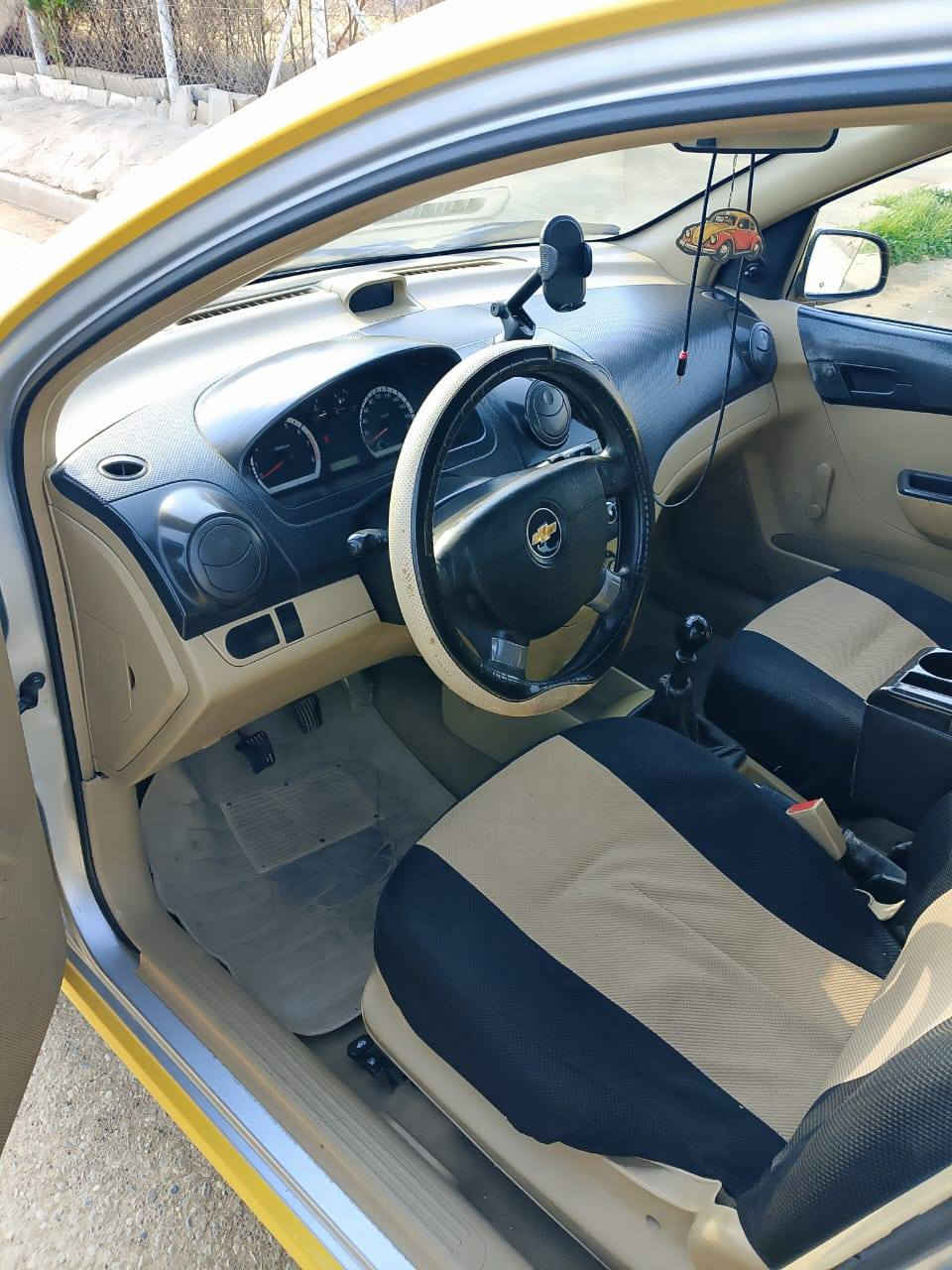 السلام عليكم افيو موديل 11يكر شرط مكينه بيه نفخ مو قوي 
تايرات نضاف 
هيئه 120
غرامات صفر
كربون موجود 
شرعي موجود 
شرط التحويل 
بدون ضرر شرط 
السعر 60بيه مجاب بصيط 
***********
