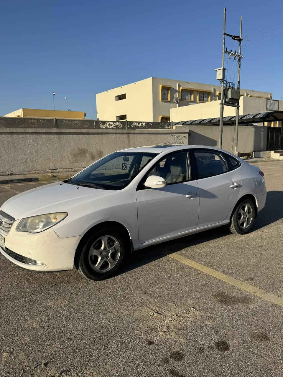 سلام عليكم 
سياره النترا خليجي 2011
محرك وكير نضيفات 
فول مواصفات اشاير بل مري تحكم بفتحه سقف
سياره بيها صفحه مرشوشه صبغ بدون حادث الباقي كفاله من لصبغ والتبديل 
محرك 1600دكشن عالي 
مكان سياره واسط قضاء لعزيزيه لل استفسار  (***********)
