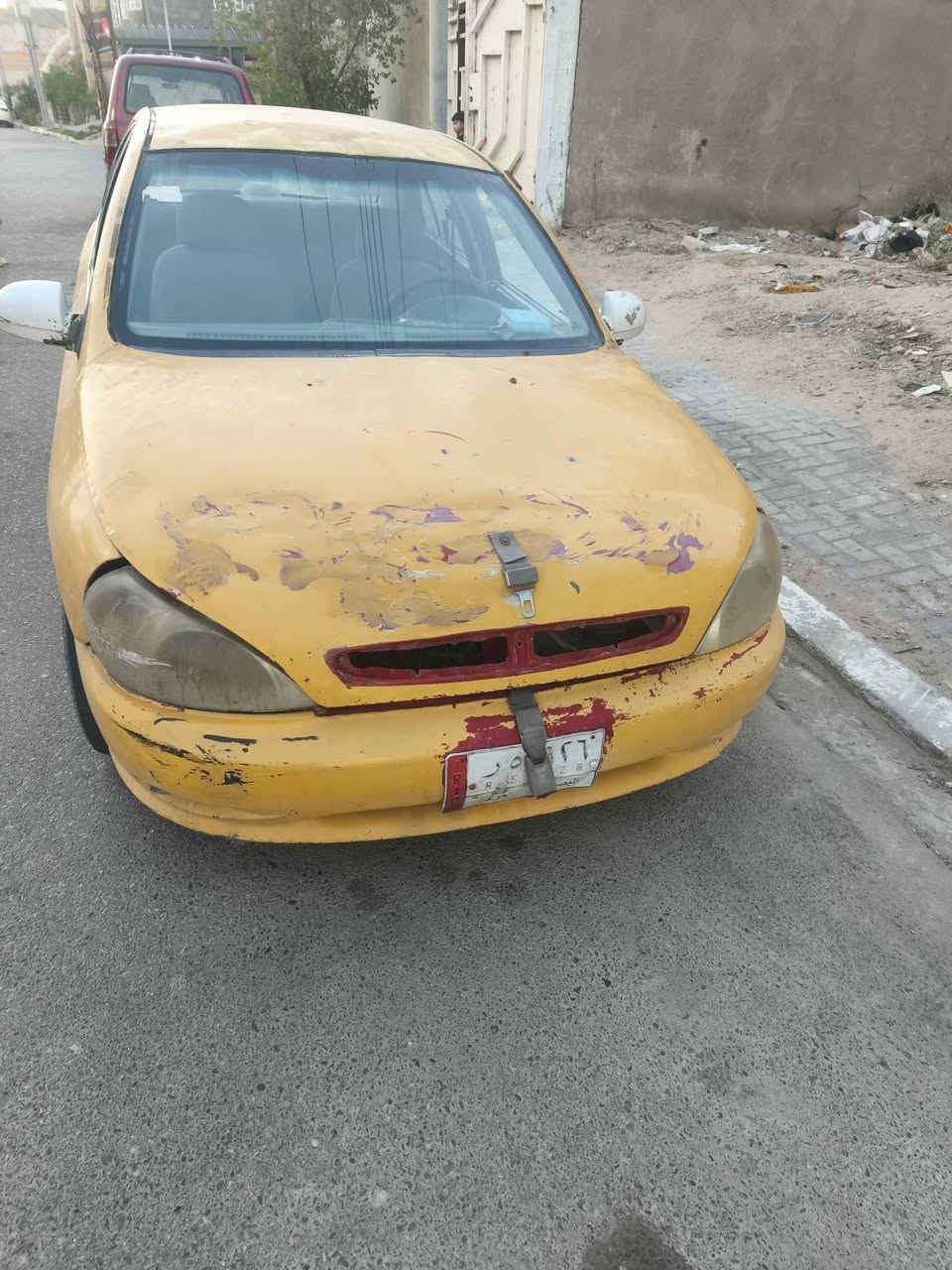السلام عليكم ورحمه
هذه السيارة للبيع راعيها موجود موديل الفين اعتقد تباع ع حاله شغاله بيه الفيت بم عاطل سعرها( 13 ورقة ) وبيه مجال 
سنويته با ٢٧ تسقط  البصرة القبله 
*********** هذا رقم راعيها انا مكلف بالنشر .
